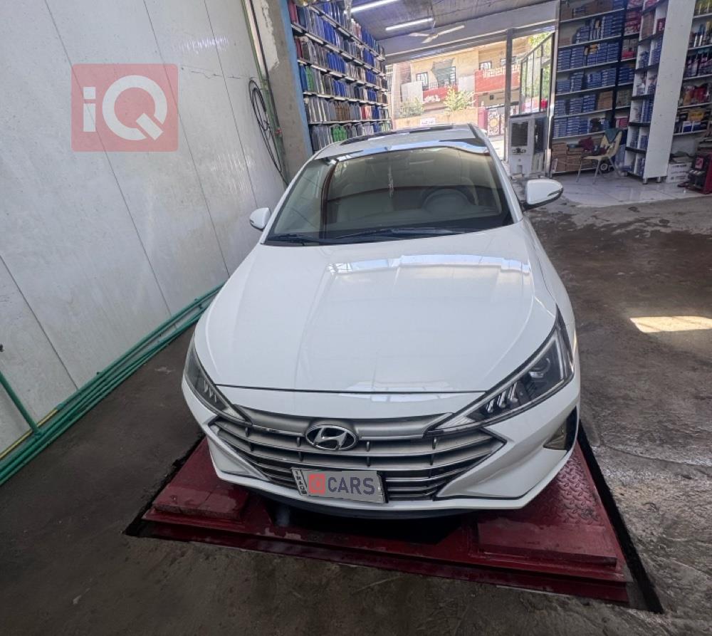 هيونداي النترا